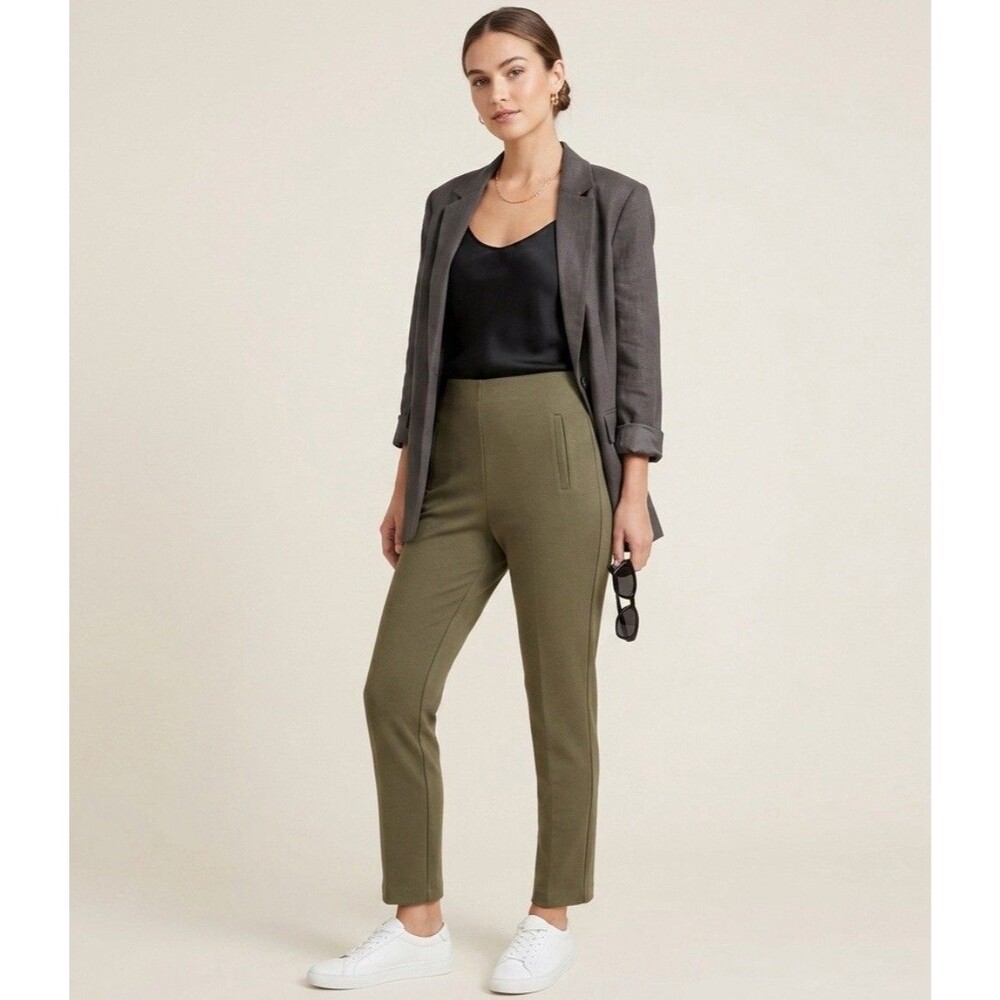 NWT Chico’s The Juliet Ankle Grape Leaf Green Pull On Pants Size 1 (8 / Med) $79